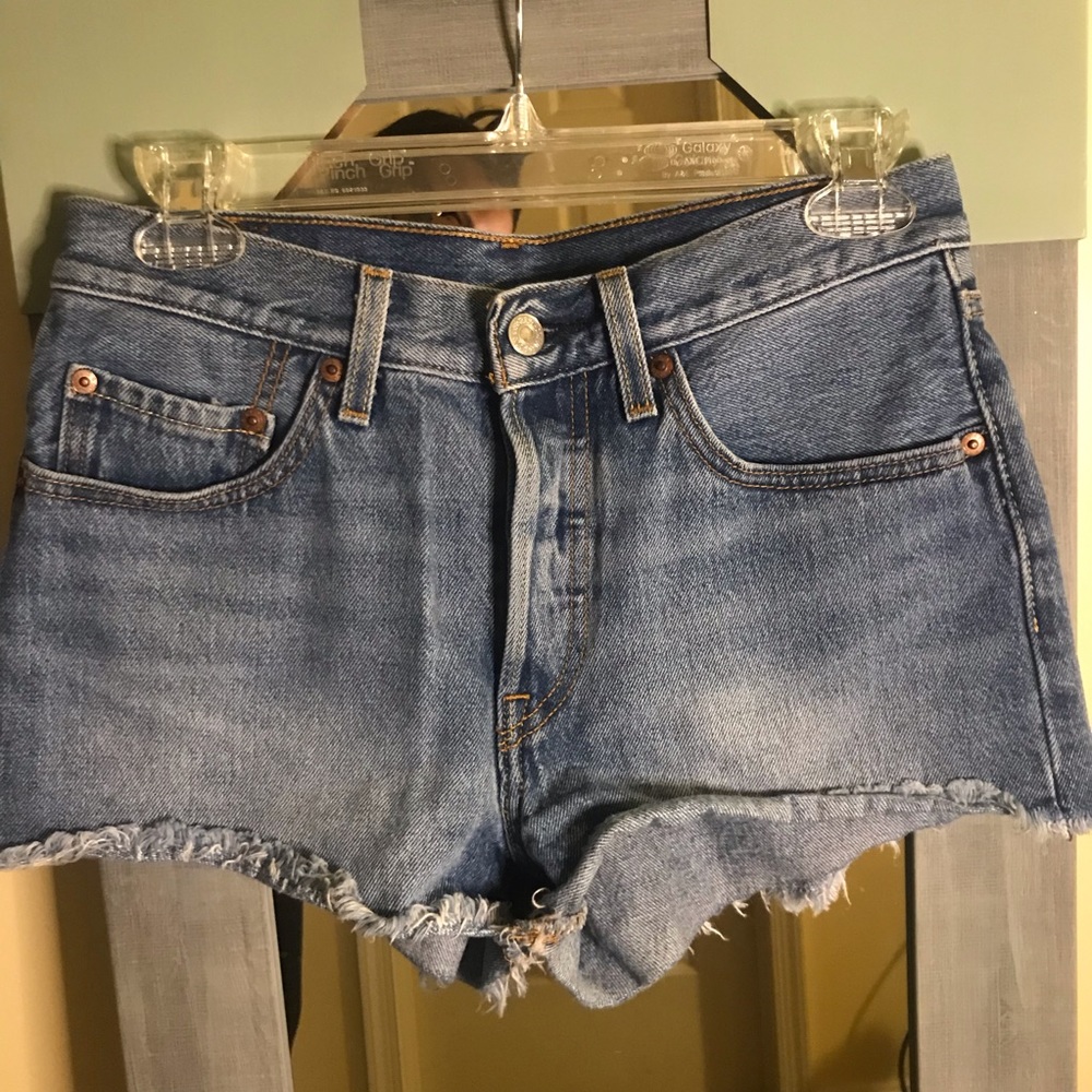 Levi’s Frayed Jean Shorts